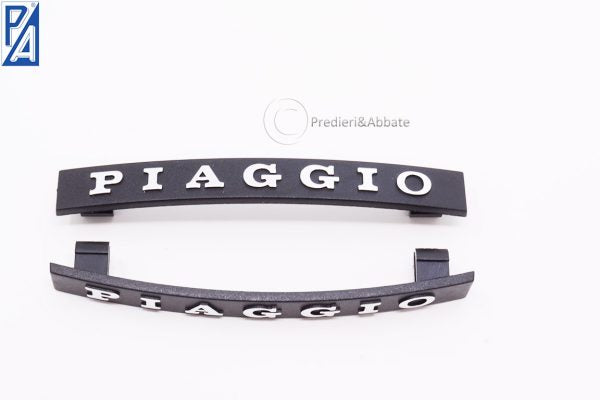 Schriftzug "PIAGGIO" Kaskade