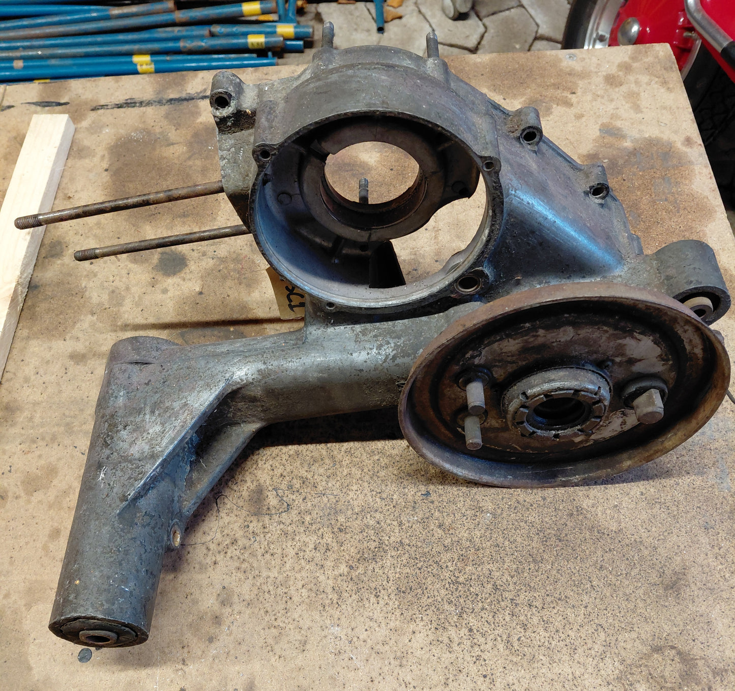 Motorhälfte für Vespa 180SS , gebraucht