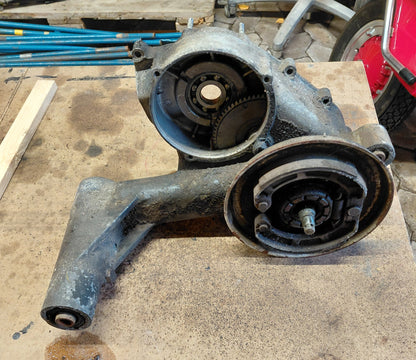 Motorhälfte Vespa 180SS mit Antriebs- und Zwischenwelle , gebraucht