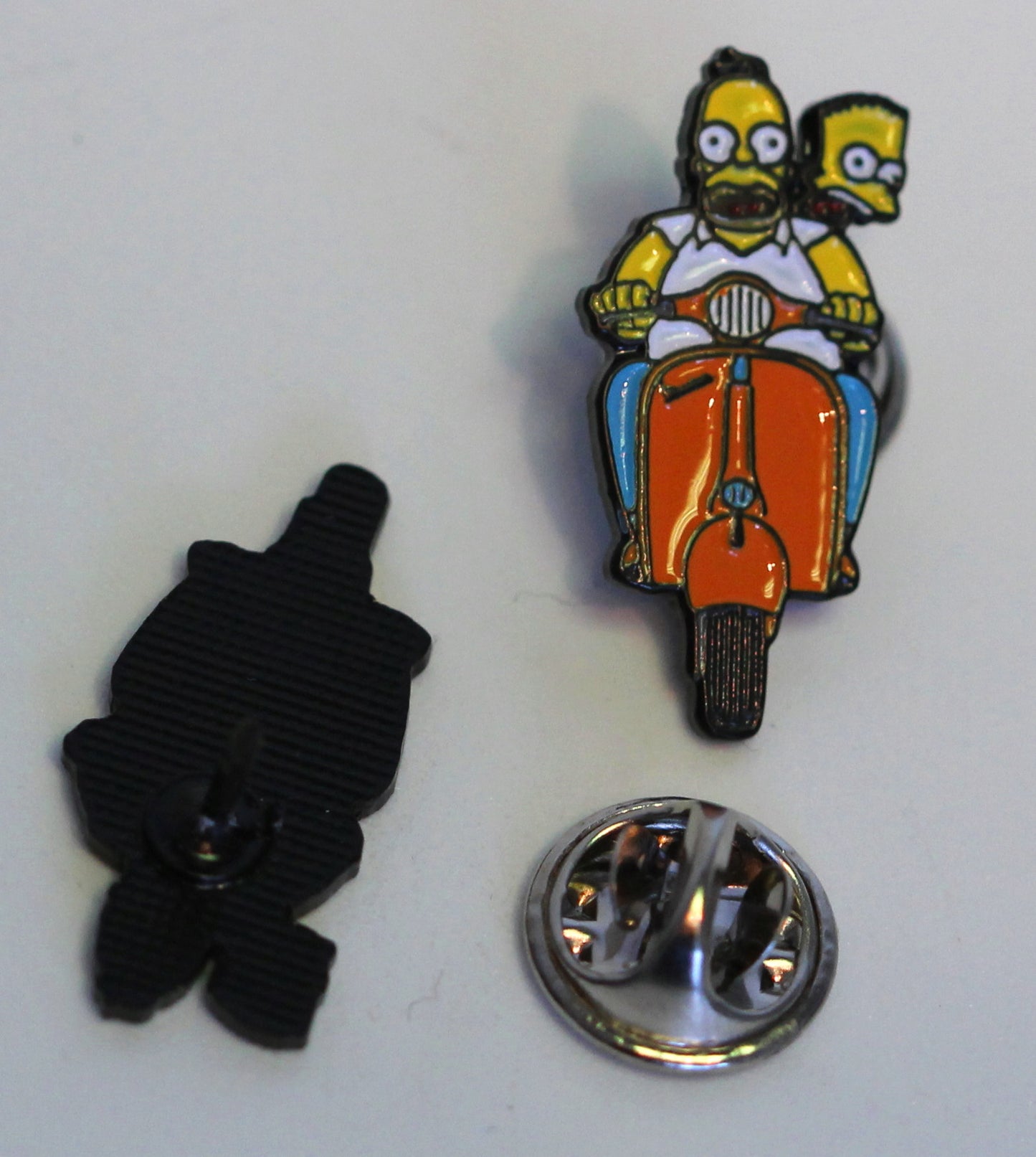 Pin Simpsons auf Vespa